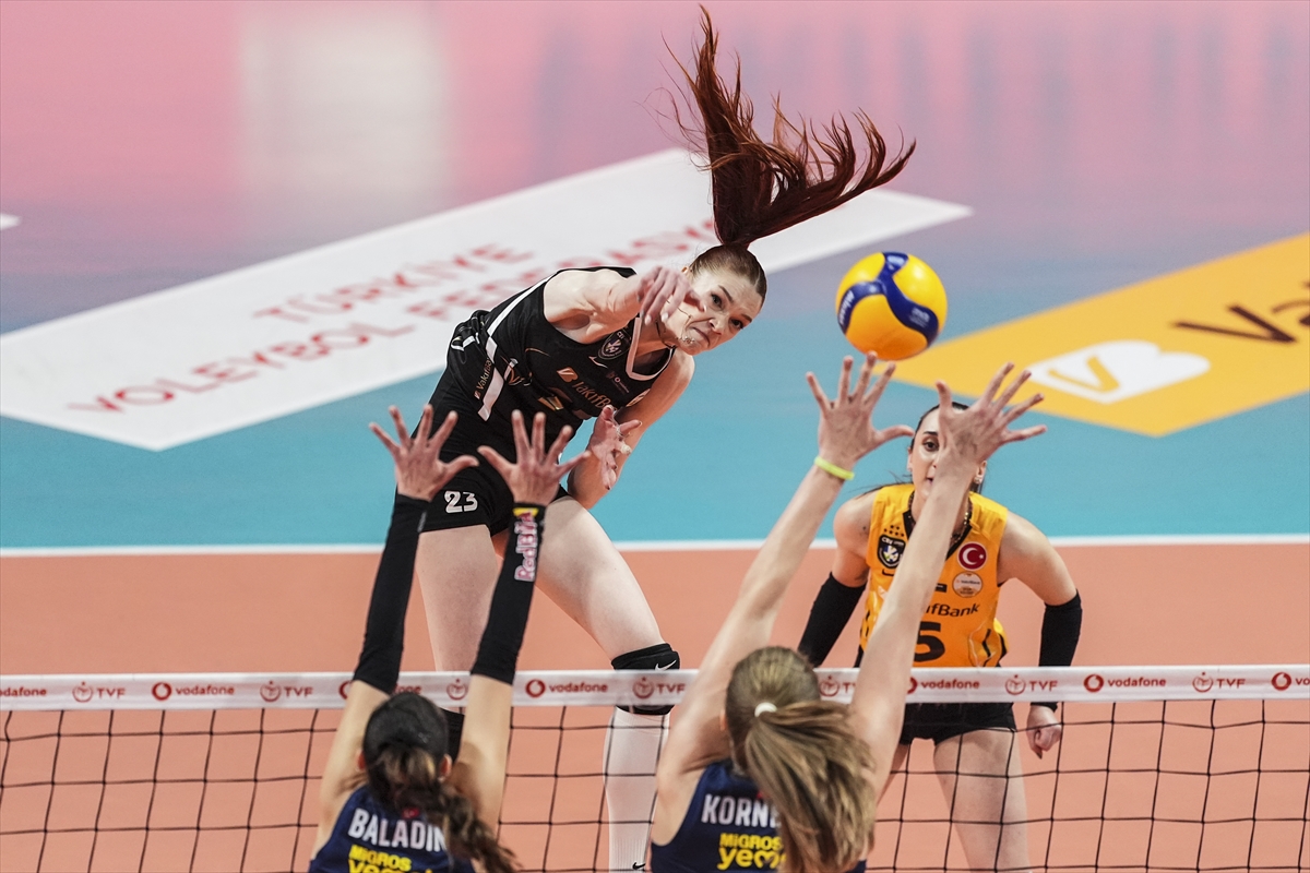 AA-20260413-41098612-41098606-VAKIFBANK_FENERBAHCE_MEDICANA