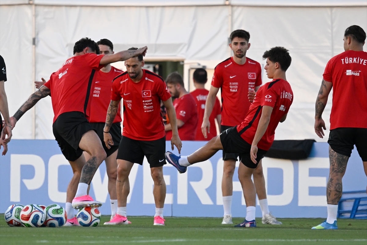 AA-20260610-41627206-41627190-A_MILLI_FUTBOL_TAKIMI_AVUSTRALYA_MACININ_HAZIRLIKLARINI_SURDURDU
