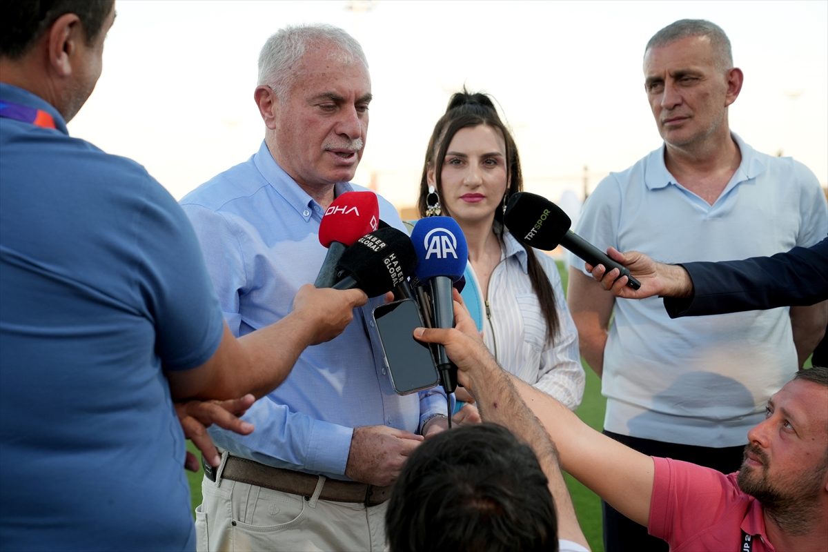 AA-20260610-41627238-41627235-TFF_BASKANI_HACIOSMANOGLU_A_MILLI_FUTBOL_TAKIMININ_ANTRENMANINDA_KONUSTU