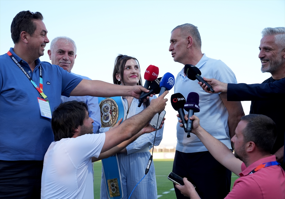 AA-20260610-41627238-41627234-TFF_BASKANI_HACIOSMANOGLU_A_MILLI_FUTBOL_TAKIMININ_ANTRENMANINDA_KONUSTU