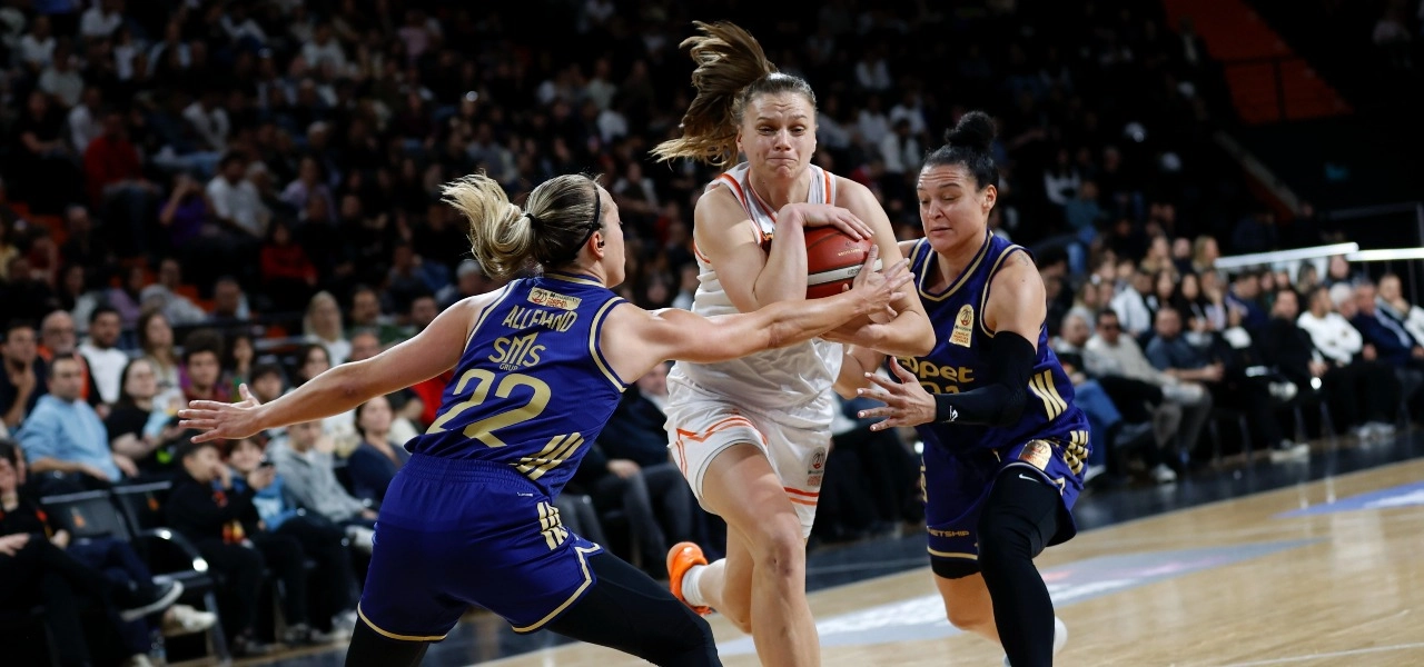 Fenerbahçe Opet, ÇİMSA ÇBK Mersin’i mağlup etti