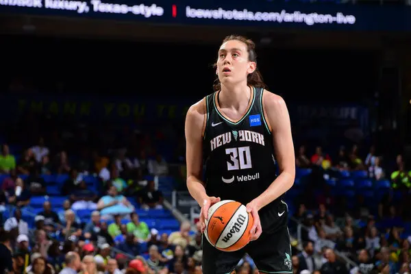 Breanna Stewart İstanbul’da