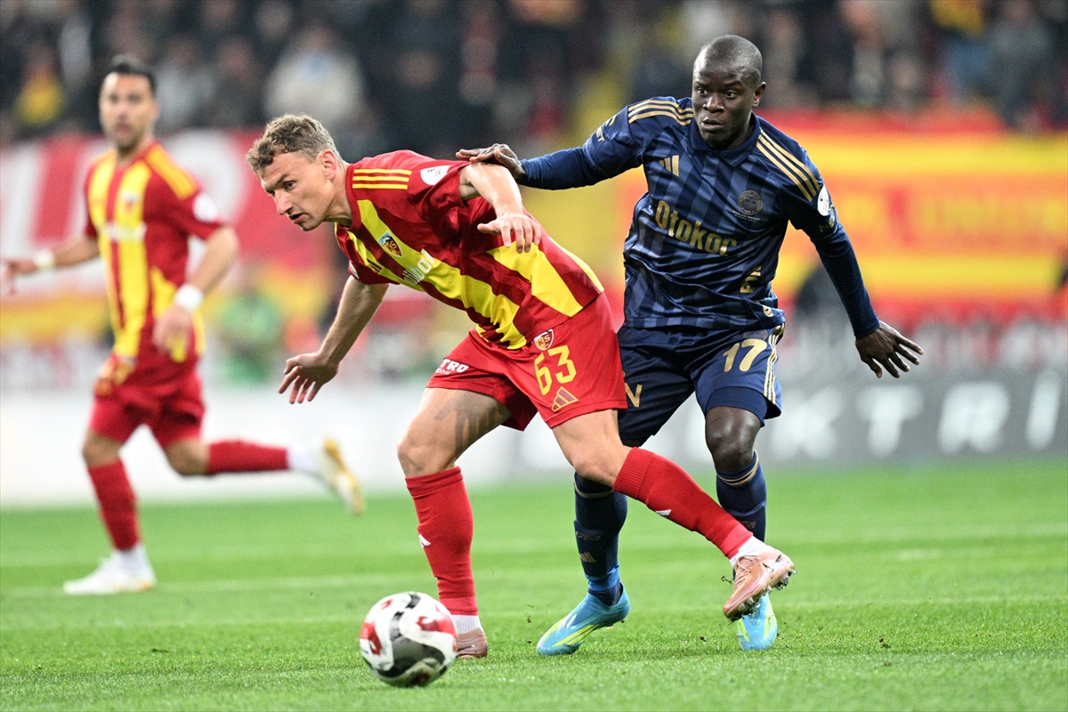 4 gollü mesaj! Fenerbahçe zirveye göz kırptı