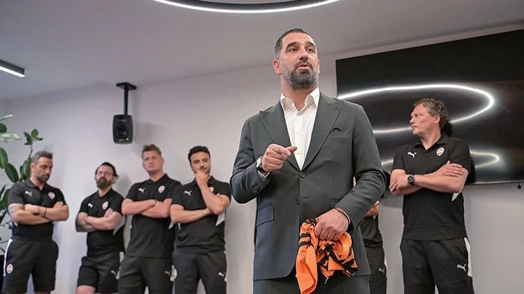 Ukrayna’da korku dolu anlar: Shakhtar maçı yarıda kaldı