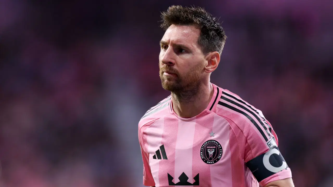 Messi İspanya’da kulüp satın aldı