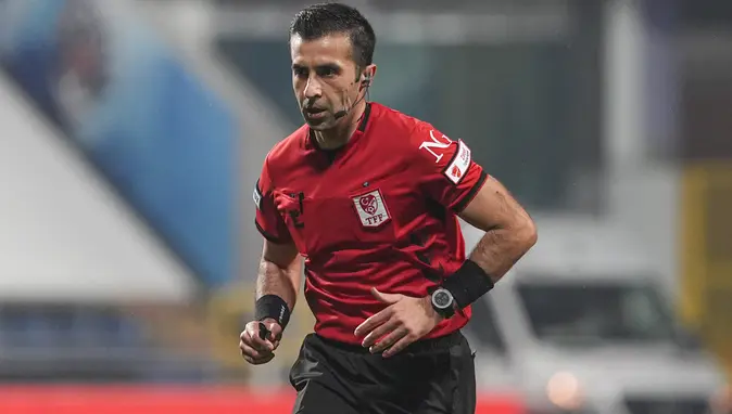 Fenerbahçe ile Çaykur Rizespor maçının VAR hakemi açıklandı