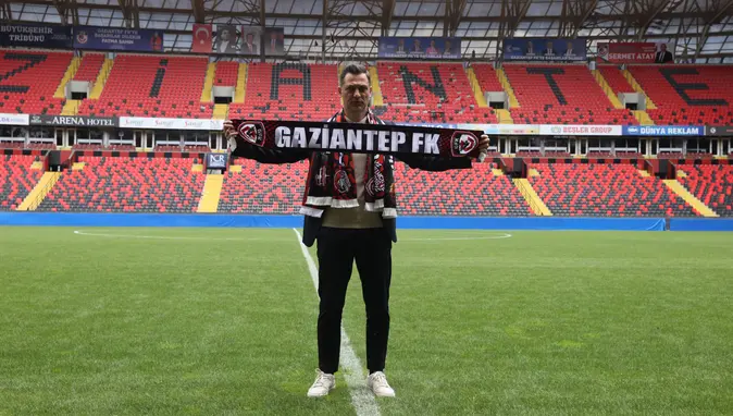 Gaziantep FK’de yeni dönem: Radoi imzayı attı