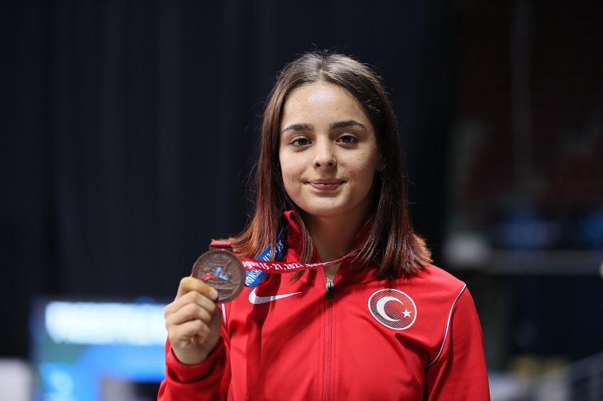 Tuba Demir’den Avrupa’da bronz madalya