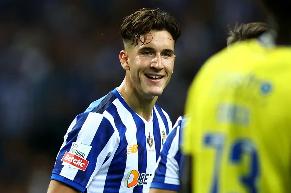 Deniz Gül şov yaptı: Porto liderliği sağlamlaştırdı