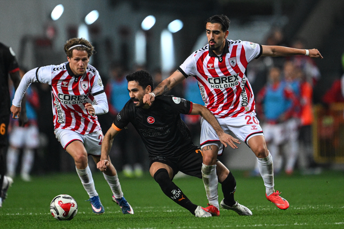 Zirve de fark 4'e indi: Samsunspor 4-1 Galatasaray