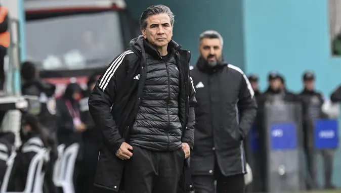 Esenler Erokspor'da final öncesi sürpriz hamle: Özköylü dönemi kapandı