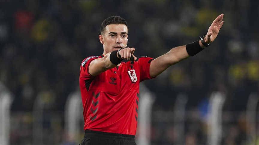 Süper Lig’de derbiye genç hakem: Gözler Çakır’da