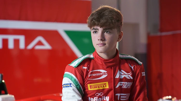 Türk sporcu Alp Aksoy Formula 4’te tarih yazdı