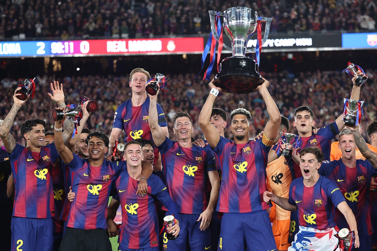 Barcelona, El Clasico’da Real Madrid’i devirip şampiyon oldu