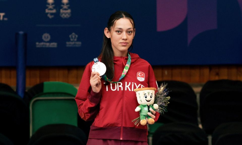Emine Göğebakan Avrupa’da gümüş madalya kazandı