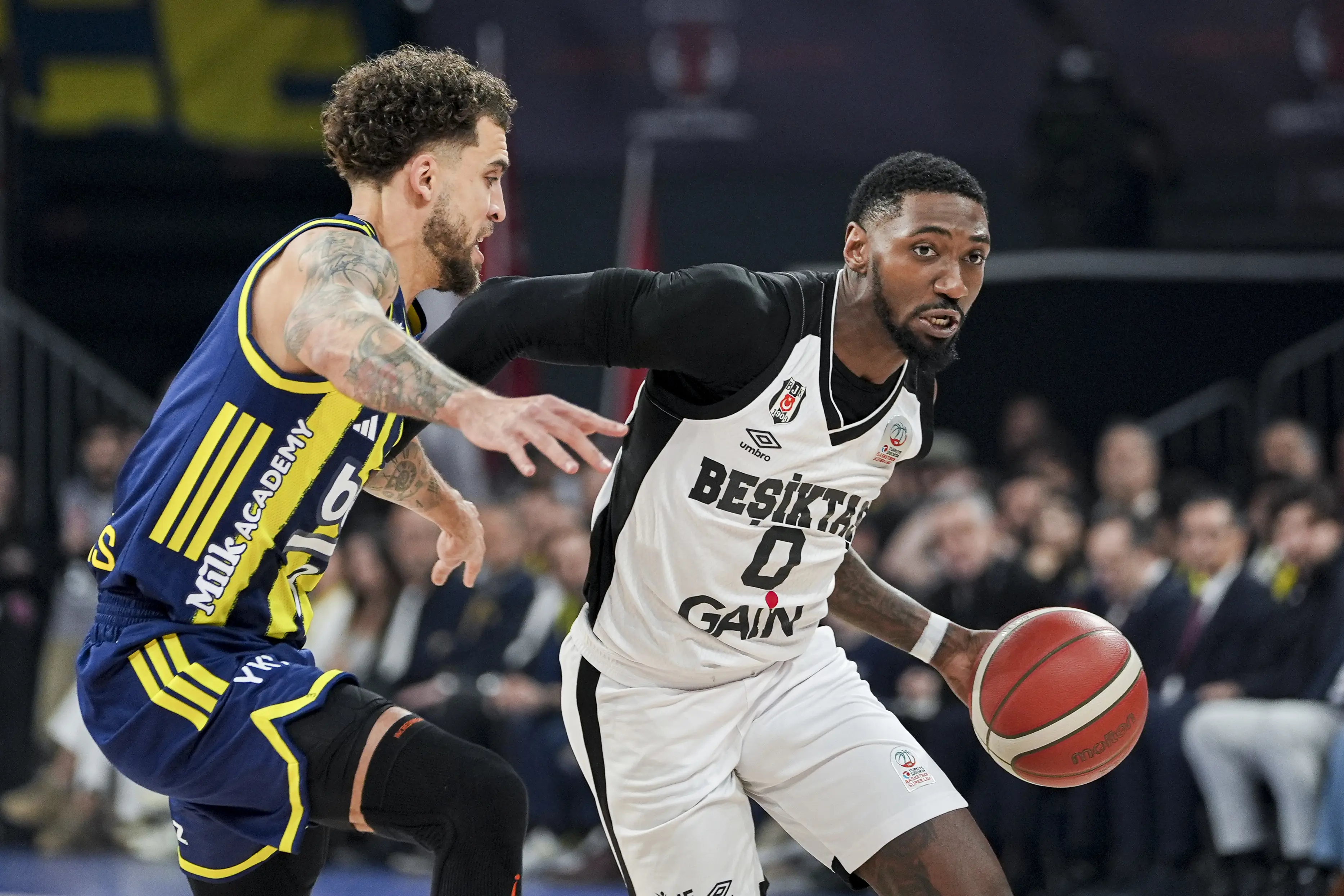 Zirvede dev randevu: Fenerbahçe – Beşiktaş