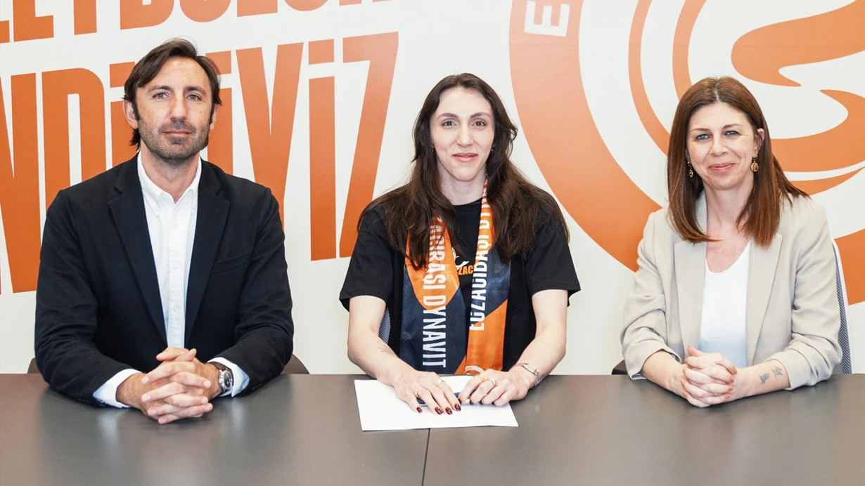 Aslı Kalaç Eczacıbaşı Dynavit’e transfer oldu