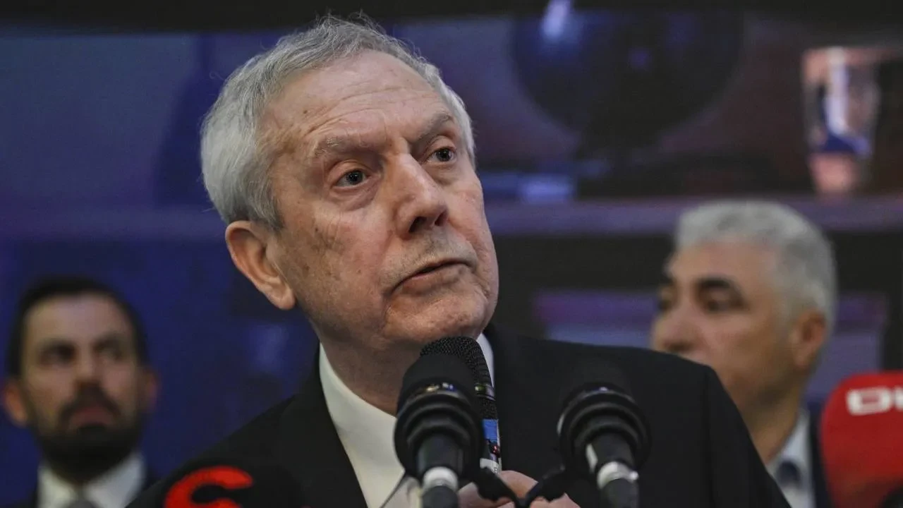 Aziz Yıldırım’dan 4 Nisan ve stat açıklaması: Kararı kongre verir
