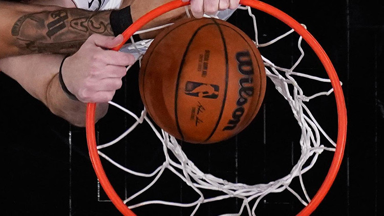 NBA finalinde büyük sürpriz! Knicks seride 2-0 öne geçti
