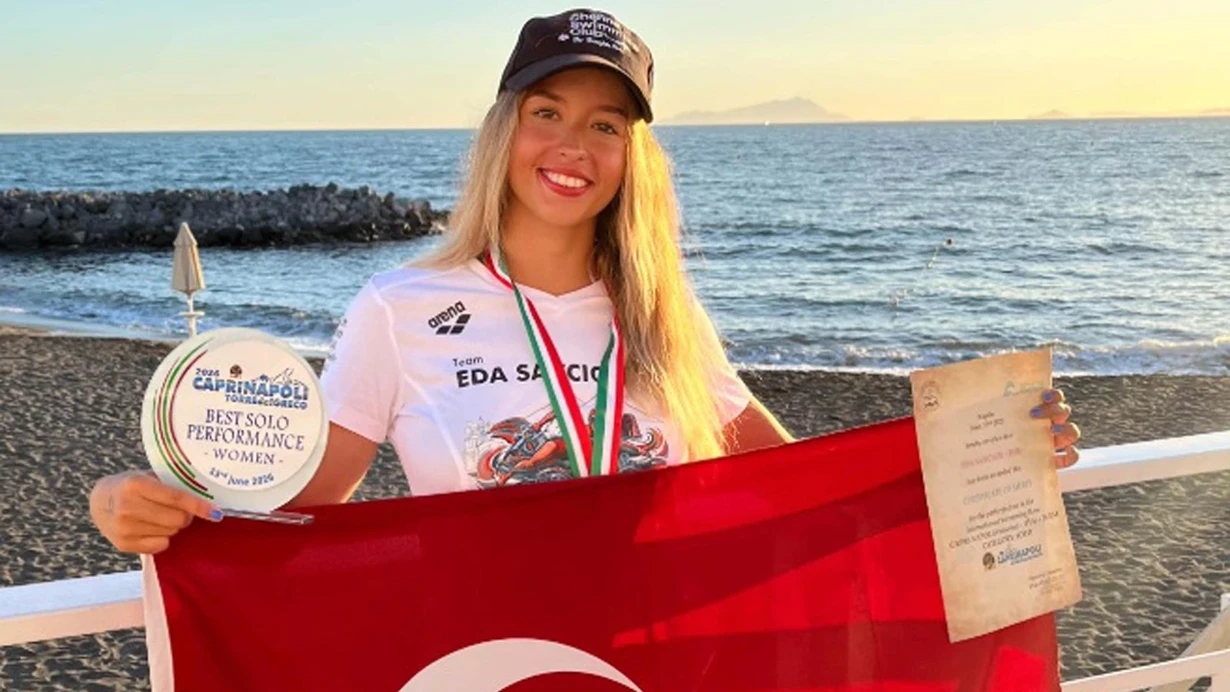Eda Savcıgil’den Capri-Napoli’de tarihi başarı