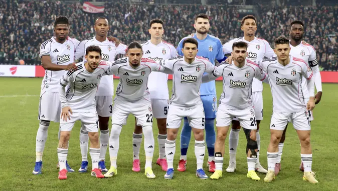 Kartal'da sıcak gelişme! Üç oyuncu için transfer mesaisi