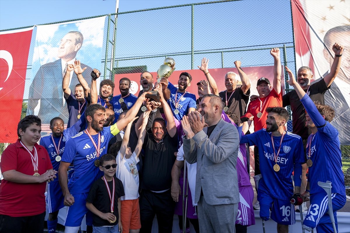 Şahinbey Belediyespor finalde güldü, kupa Gaziantep’e gitti