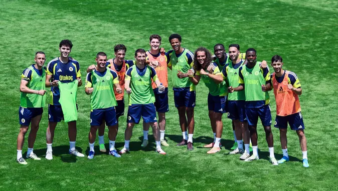 Fenerbahçe'de yeni sezon mesaisi başladı: İsmail Kartal sahada!