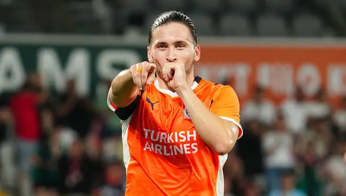 Başakşehir'de bir ayrılık daha! Crespo'nun yeni adresi belli oldu