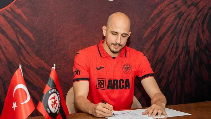 Çorum FK kalesini Erhan Erentürk'e emanet etti
