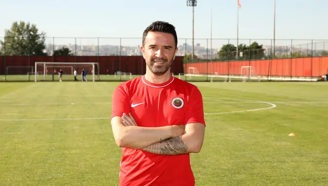 Futbolculuktan kulübeye! Gökhan Gönül'ün yeni adresi belli oldu