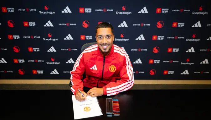 Youri Tielemans'ın yeni adresi Manchester United oldu