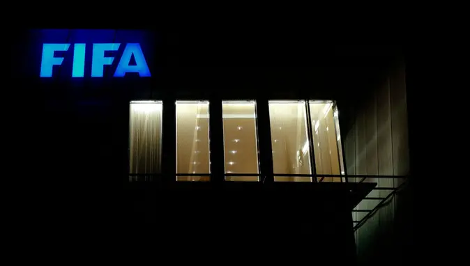 Türk kulüplerine FIFA engeli! Transfer yasağı resmileşti