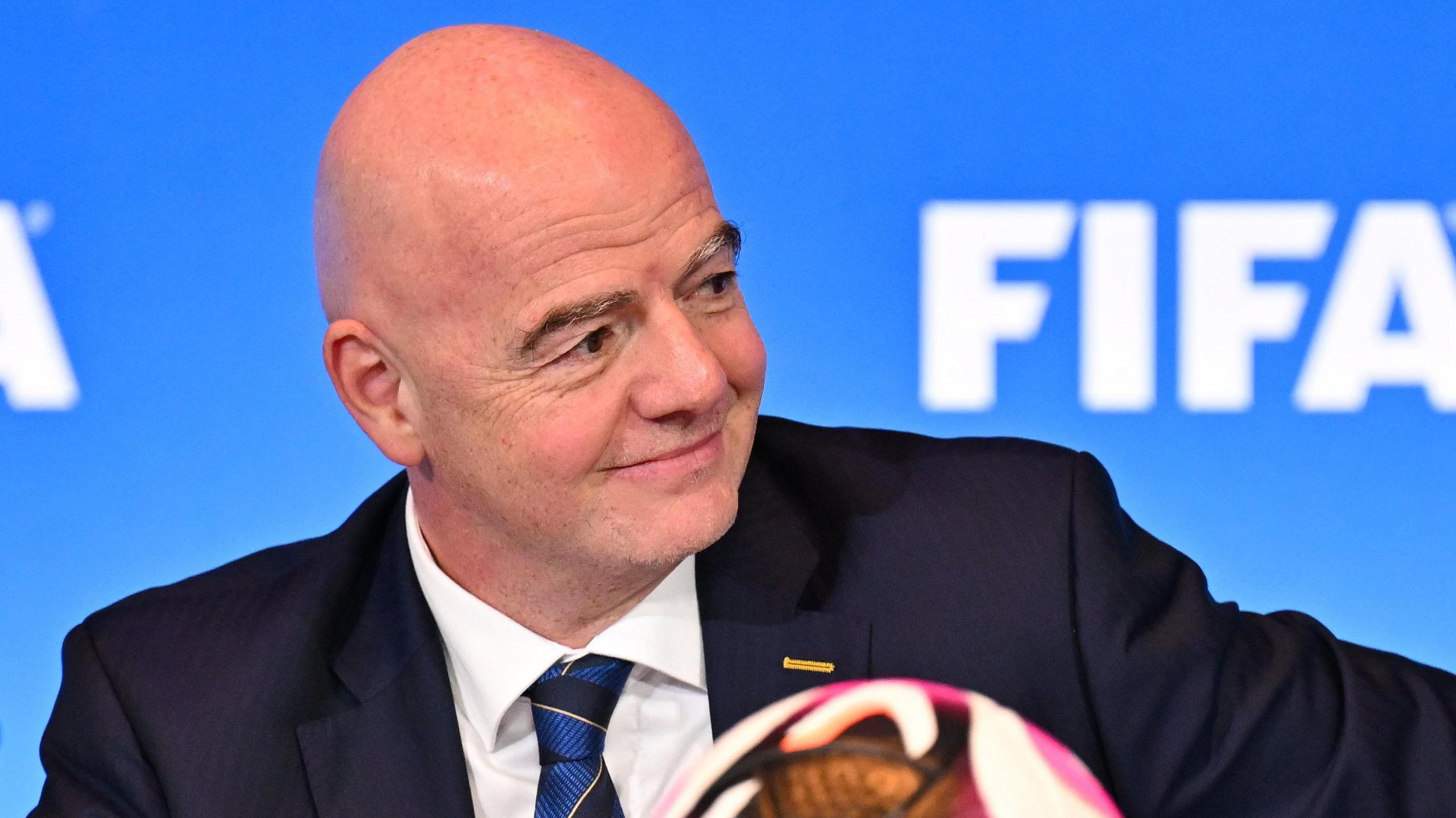 FIFA başkanlık yarışında kritik süreç! Infantino'nun rakipleri konuşuluyor