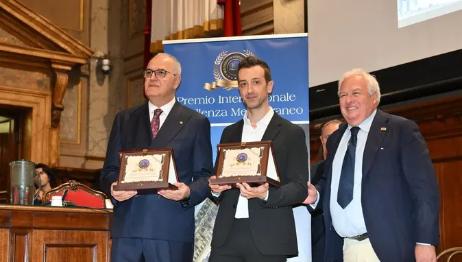 Üstündağ ve Santarelli'ye uluslararası ödül