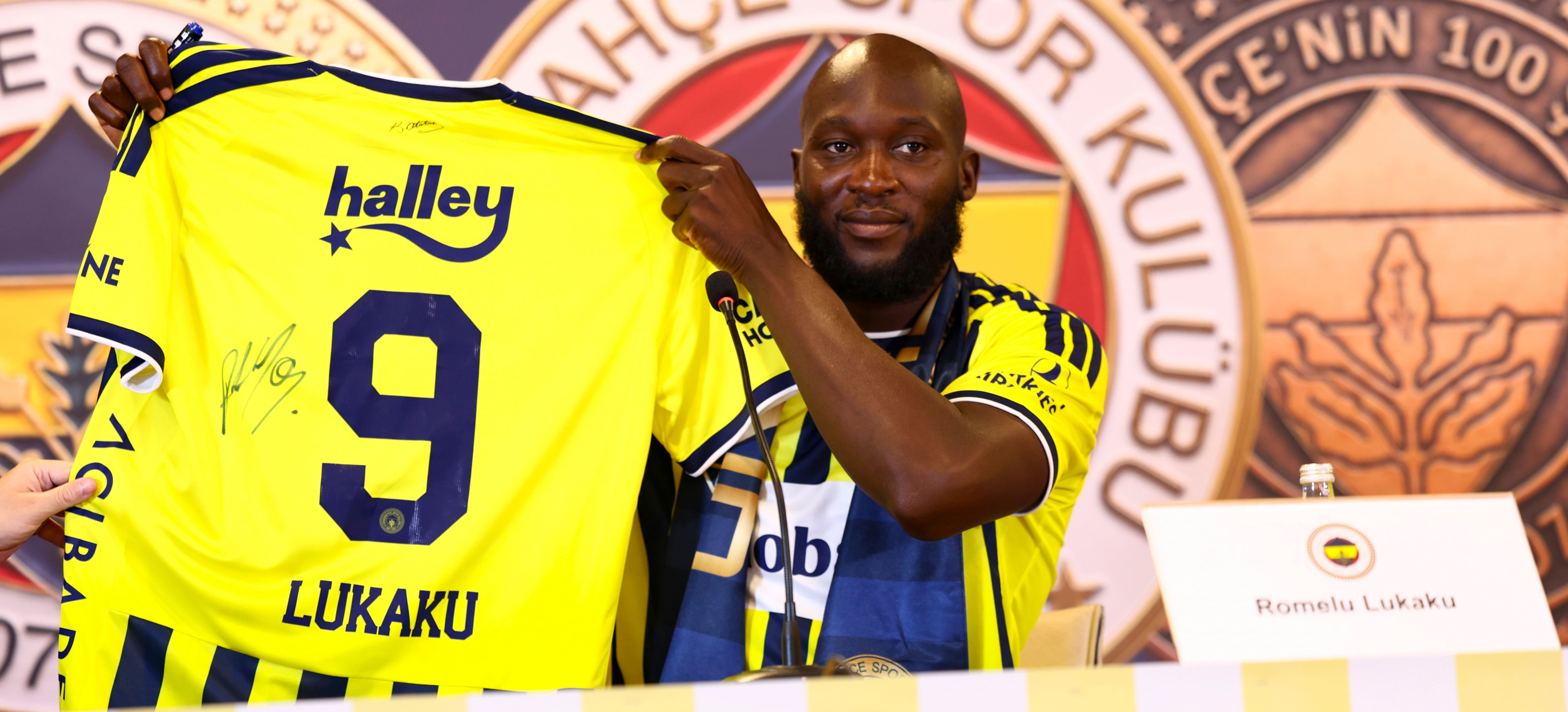 Romelu Lukaku: Ben sakat değilim, oynamak istiyorum
