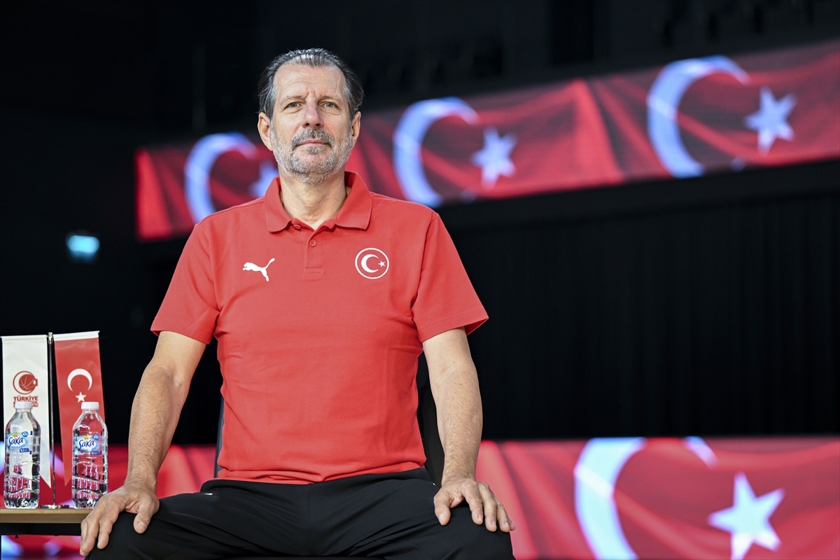 Mazzon’dan Dünya Kupası mesajı: Büyük hayaller kurmalıyız