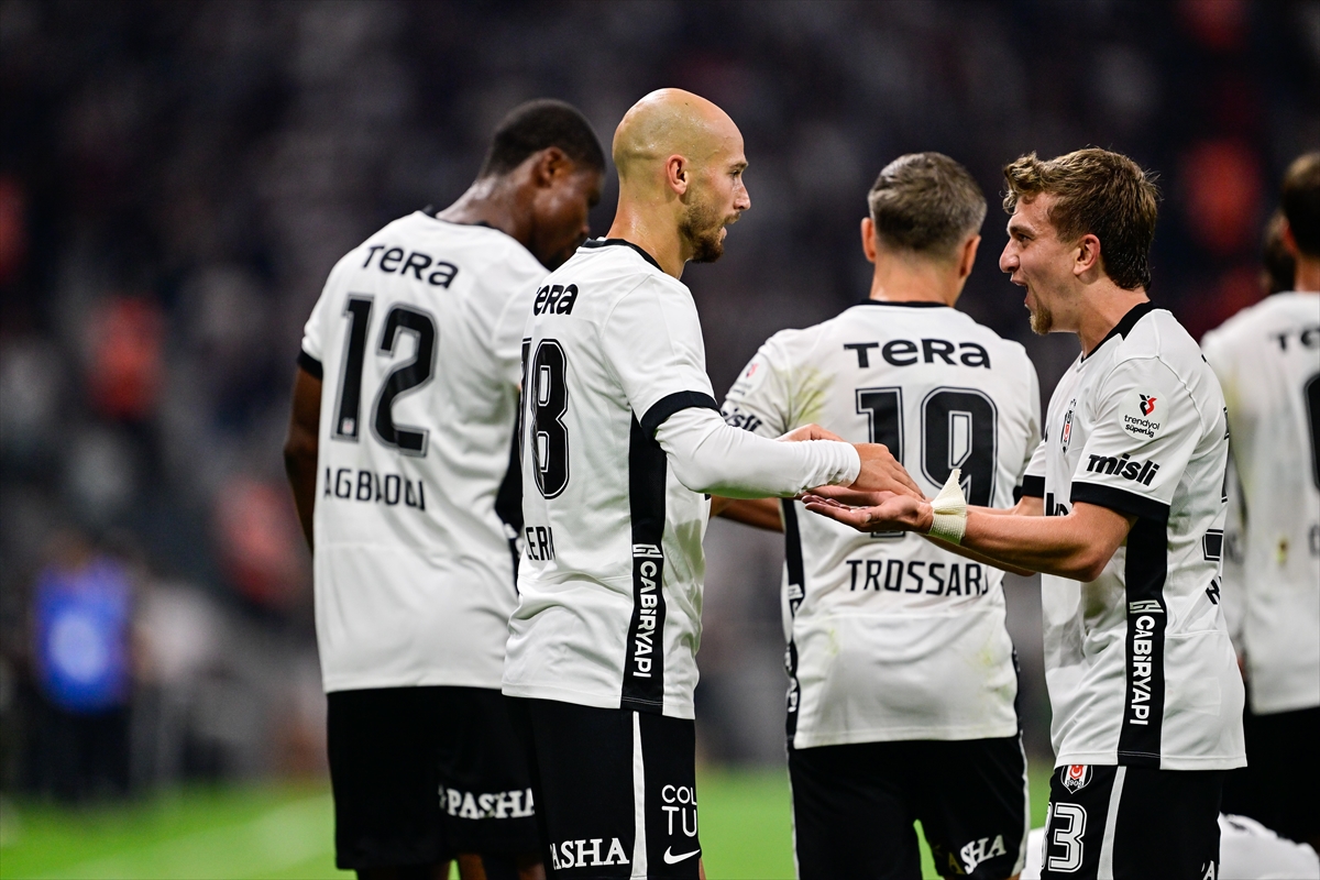 Beşiktaş-Eyüpspor maçında ilk yarı Cerny'ye yazdı