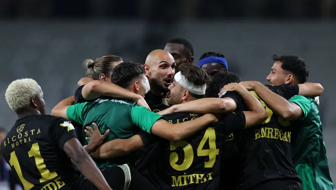 Çaykur Rizespor 6 sezon sonra lige galibiyetle başladı