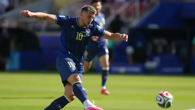 Galatasaray'dan Ermedin Demirovic için yeni teklif
