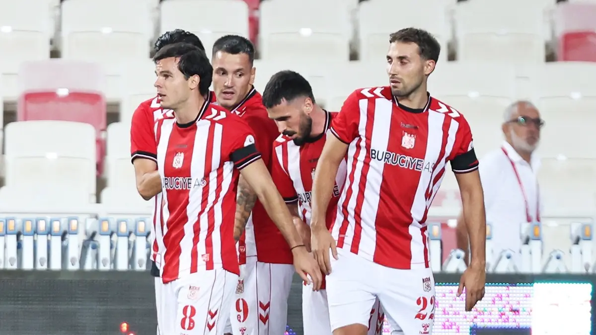 Sivasspor, evinde Mardin 1969 Spor'u ağırlıyor