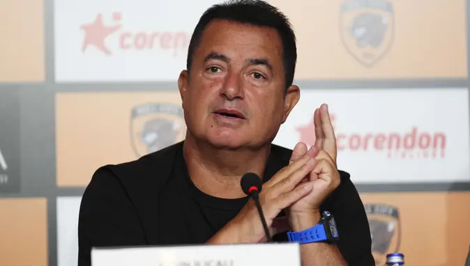 Acun Ilıcalı’nın Hull City’si Premier Lig’i sallıyor