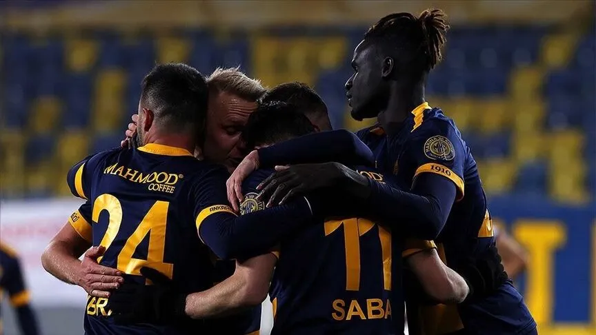 Ankara derbisinde sürpriz sonuç! Ankaragücü evinde kaybetti