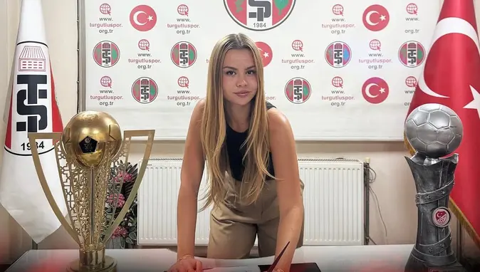Turgutluspor'da takım Zeynep Mestan'a emanet