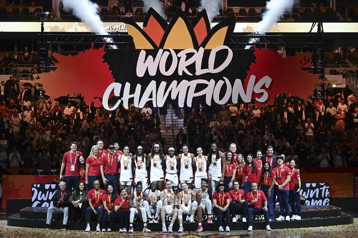 Dünya Kupası ABD'nin! Breanna Stewart geceye damga vurdu