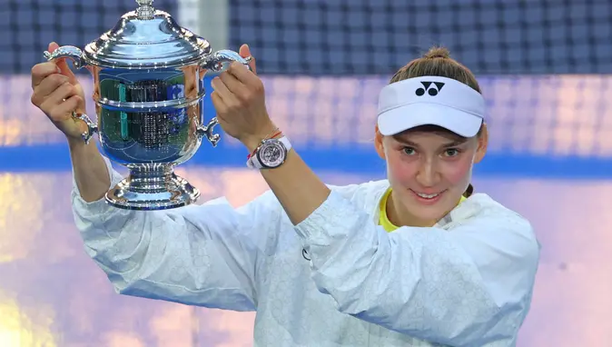 Tenisin yeni kraliçesi Rybakina! Sabalenka’yı tahtından etti