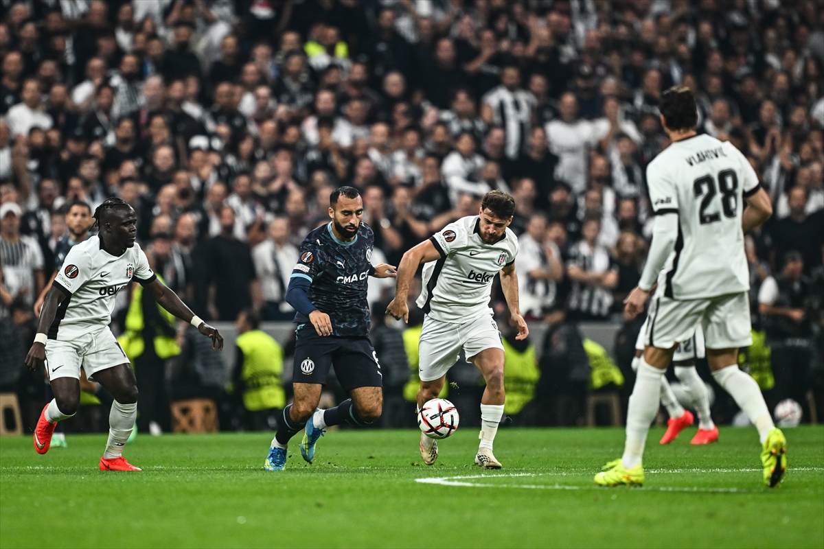 Beşiktaş-Marsilya maçında karşılıklı goller! İşte devre arası skoru