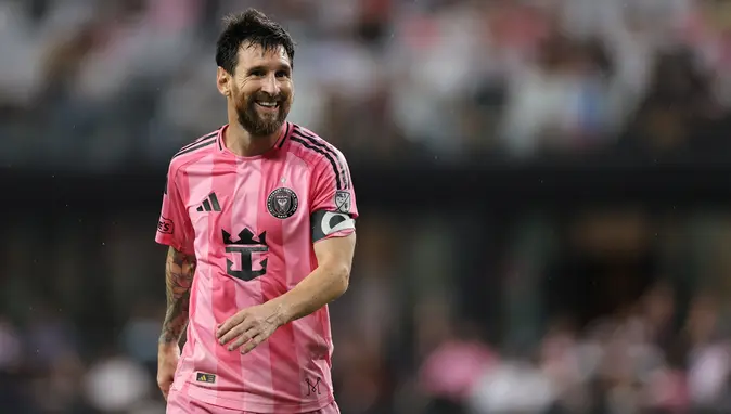 Messi tarih yazmaya devam ediyor: Gol sayısı 930 oldu