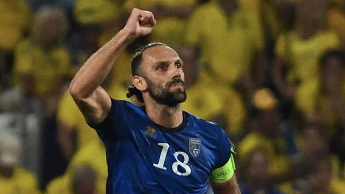 Vedat Muriqi sahneye çıktı! Kosova son dakikalarda güldü