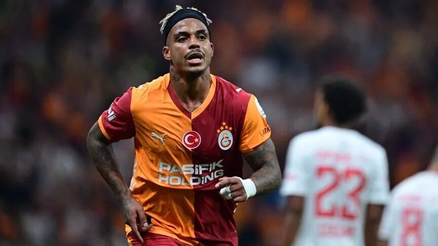 Galatasaray’da savunma değişikliği gündemde: Lemina için yeni rol