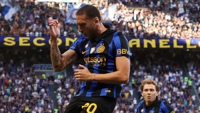 Inter'den Hakan Çalhanoğlu'na yeni sözleşme planı